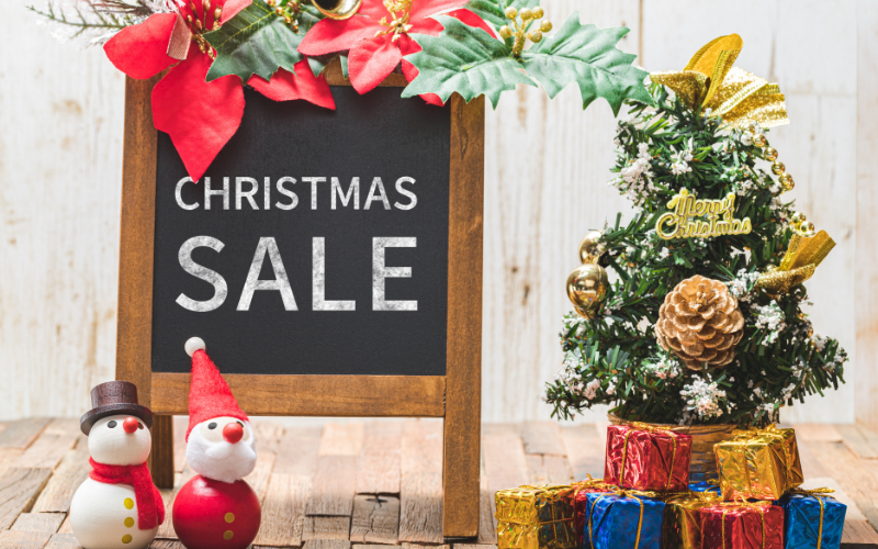 christmas sale marketing posted by Coheseo